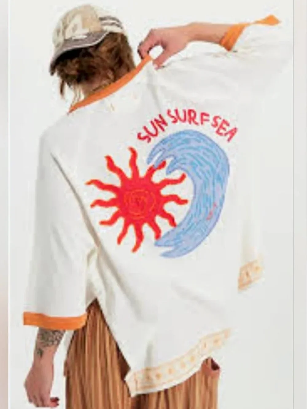 Free People Embroidered Sun-and-Wave Patch Graphic Cotton Tshirt size M
